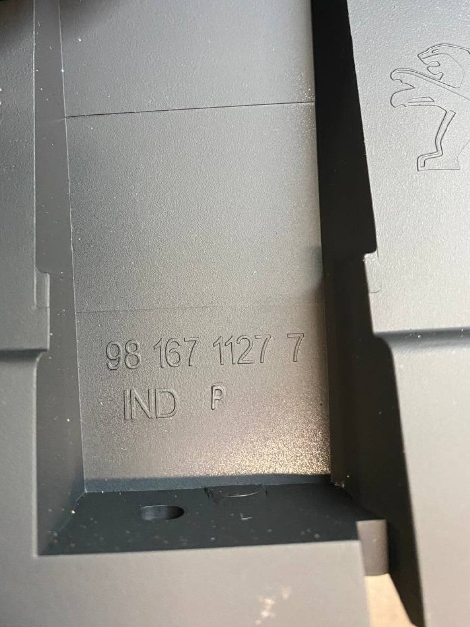 Cornice / Modanatura / Rivestimento Contachilometri / Tachimetro Peugeot 508 (2021) cod: 9816711277 - F&P CRASH SRLS - Ricambi Usati