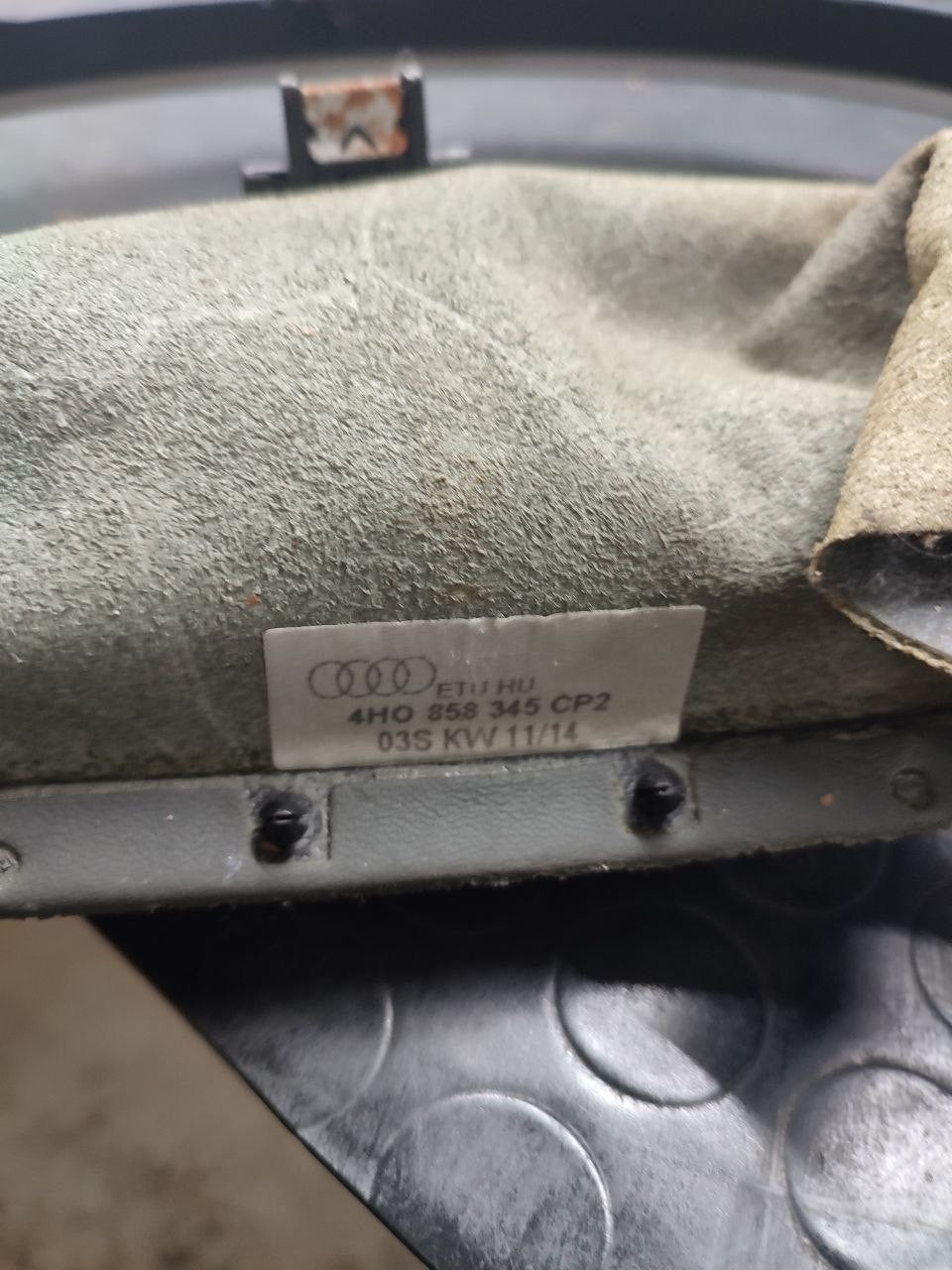 Cornice tachimetro Audi A8 ( 4h ) cod 4h0820911 / 4h0858345 - F&P CRASH SRLS - Ricambi Usati