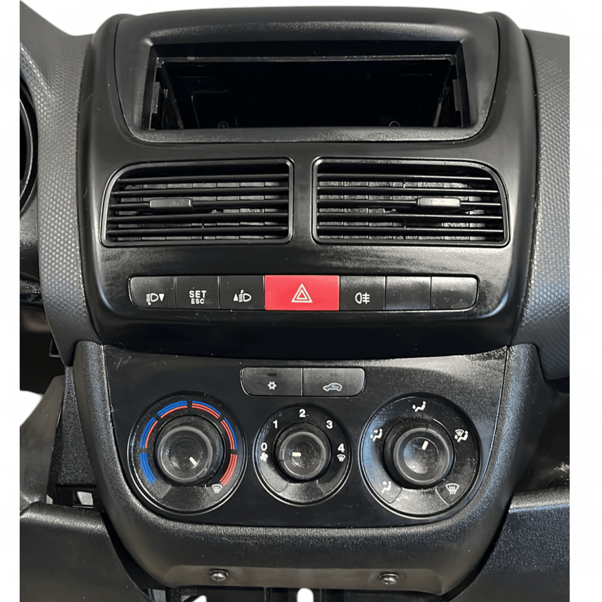 Cruscotto con airbag passeggero e vano porta oggetti Fiat Doblò (2009 - 2022) - F&P CRASH SRLS - Ricambi Usati