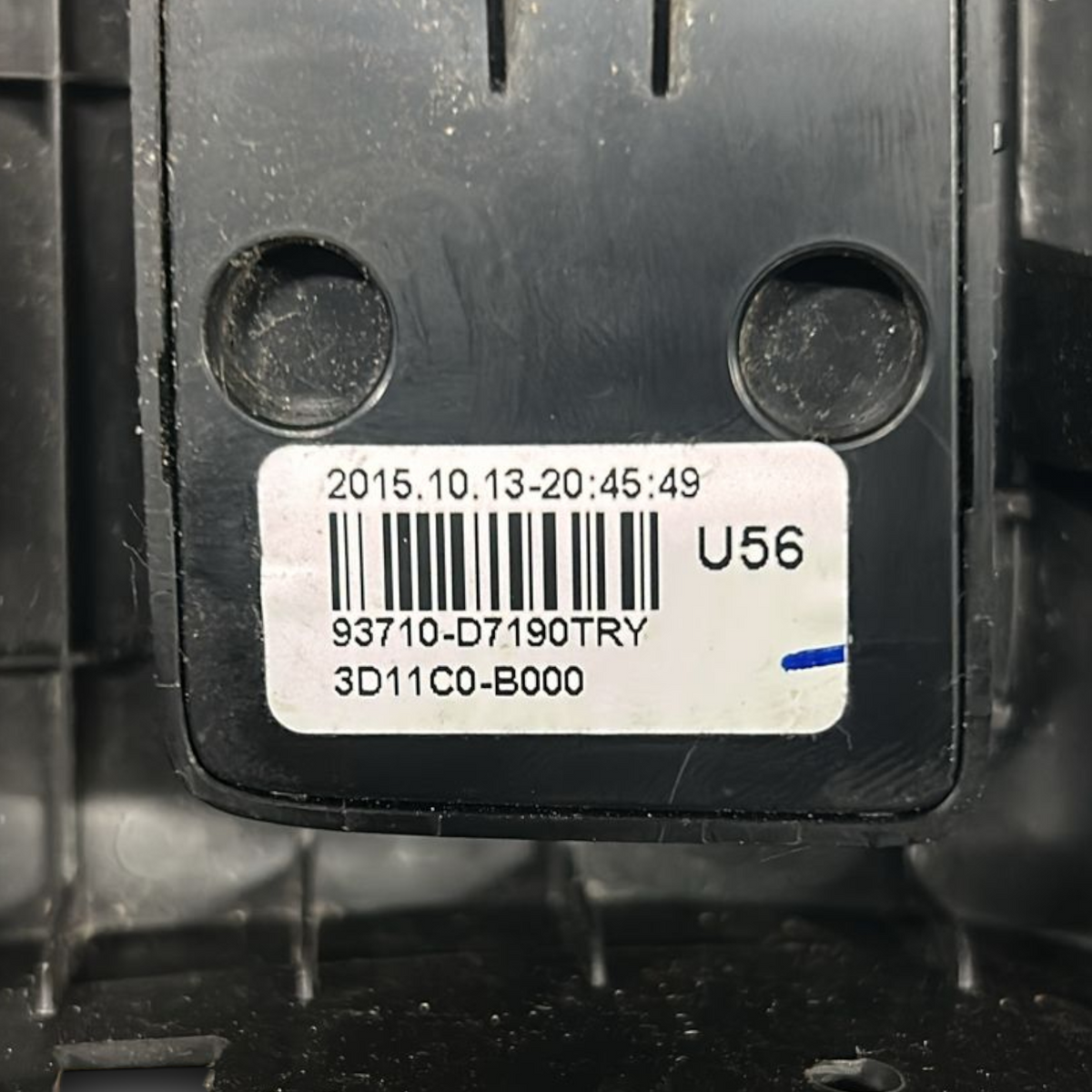 Nadzorna enota za prilagoditev luči hyundai tucson koda:93710-D7190 (2015  > 2020) 