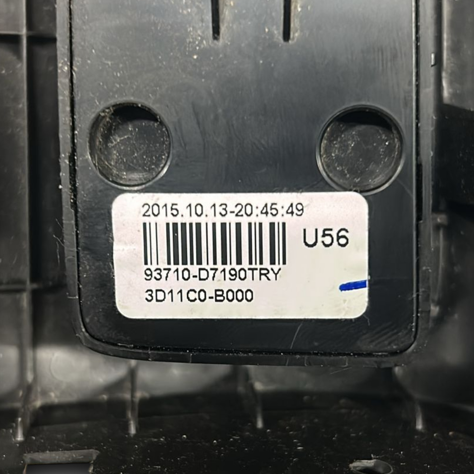 Nadzorna enota za prilagoditev luči hyundai tucson koda:93710-D7190 (2015  > 2020) 