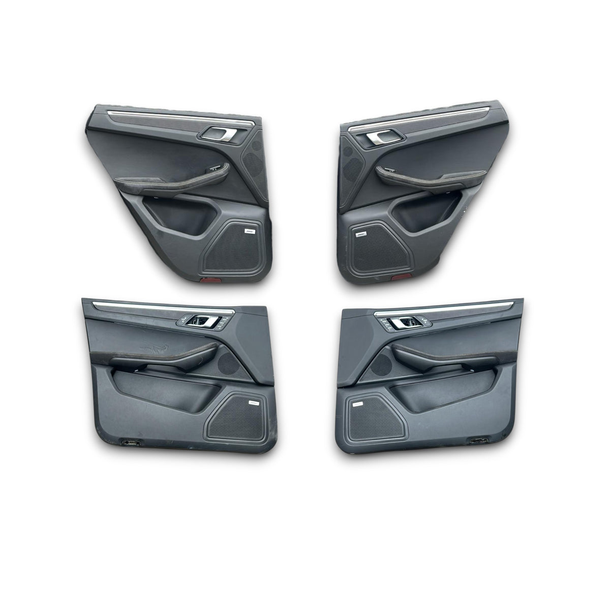 Tapițerie / scaune Porsche Macan GTS (95B) (2021 > ) din piele și alcantara negre 