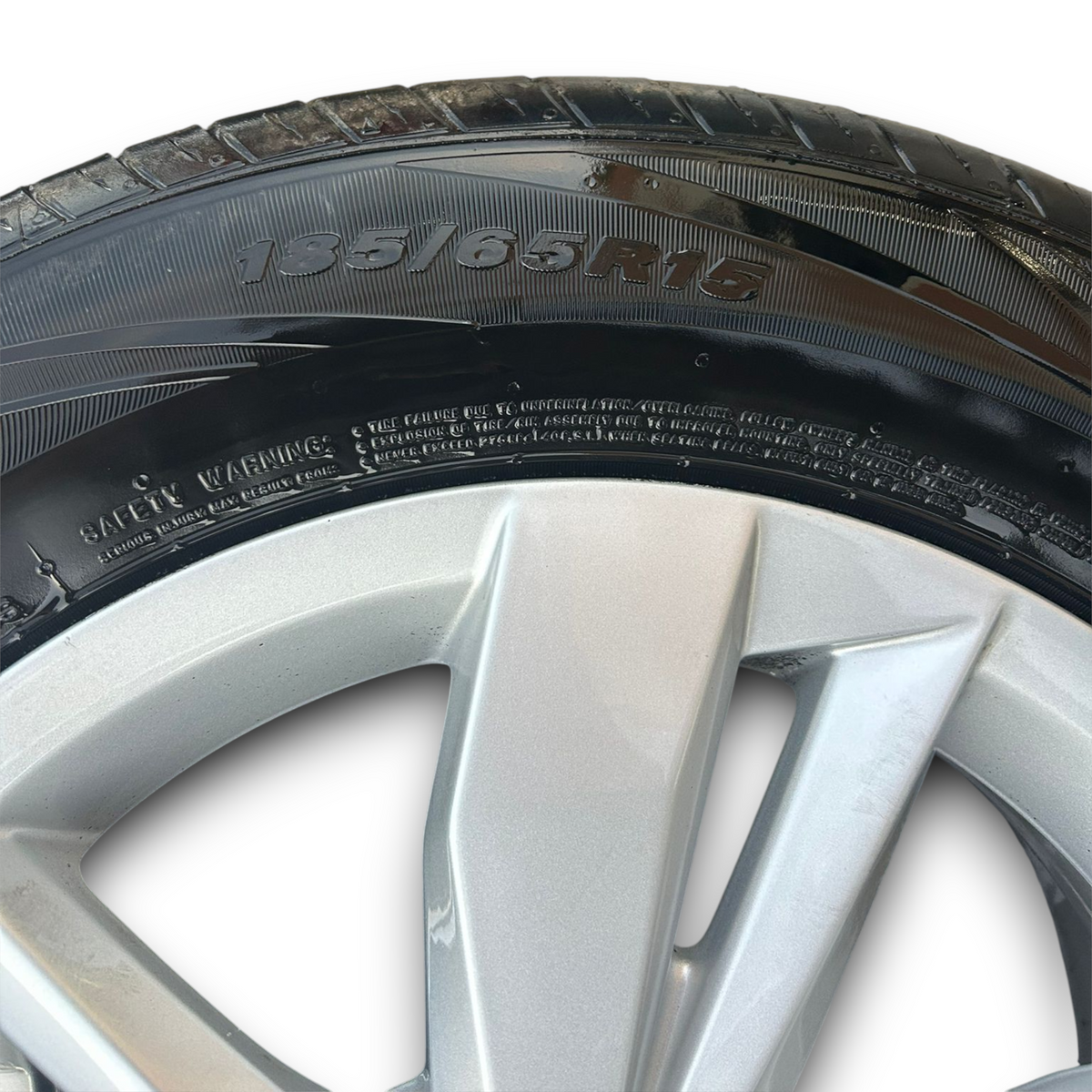 Cerchio in lega volkswagen polo aw1 cod:2g0601025n (2017 >) (185/65 r15)