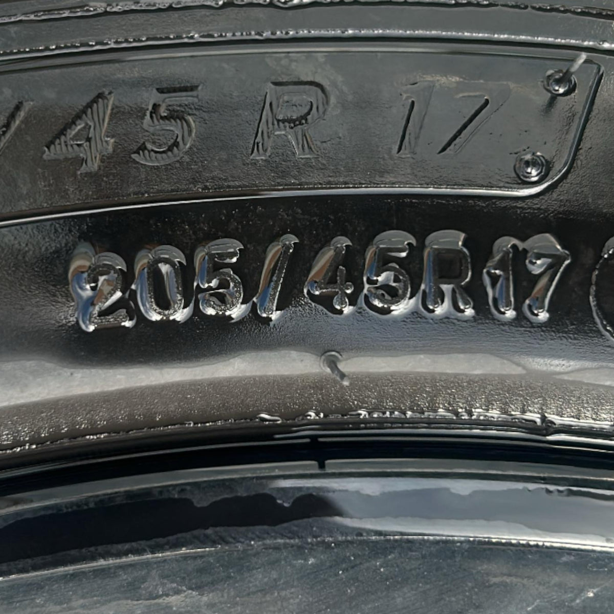 Cerchio in lega Opel Corsa F (4 fori / 205 / 45 r17) (2019 > )