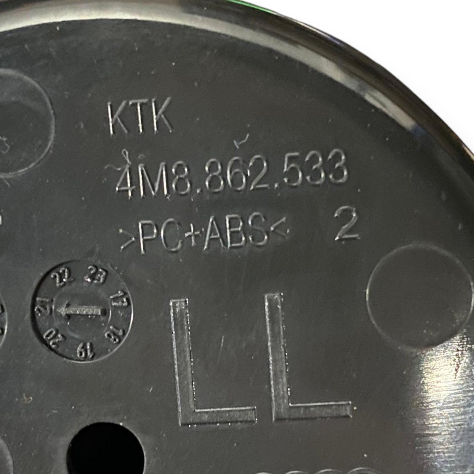 Portabicchieri / portabevande Audi Q8 (2018-2023) Cod: 4m8862533