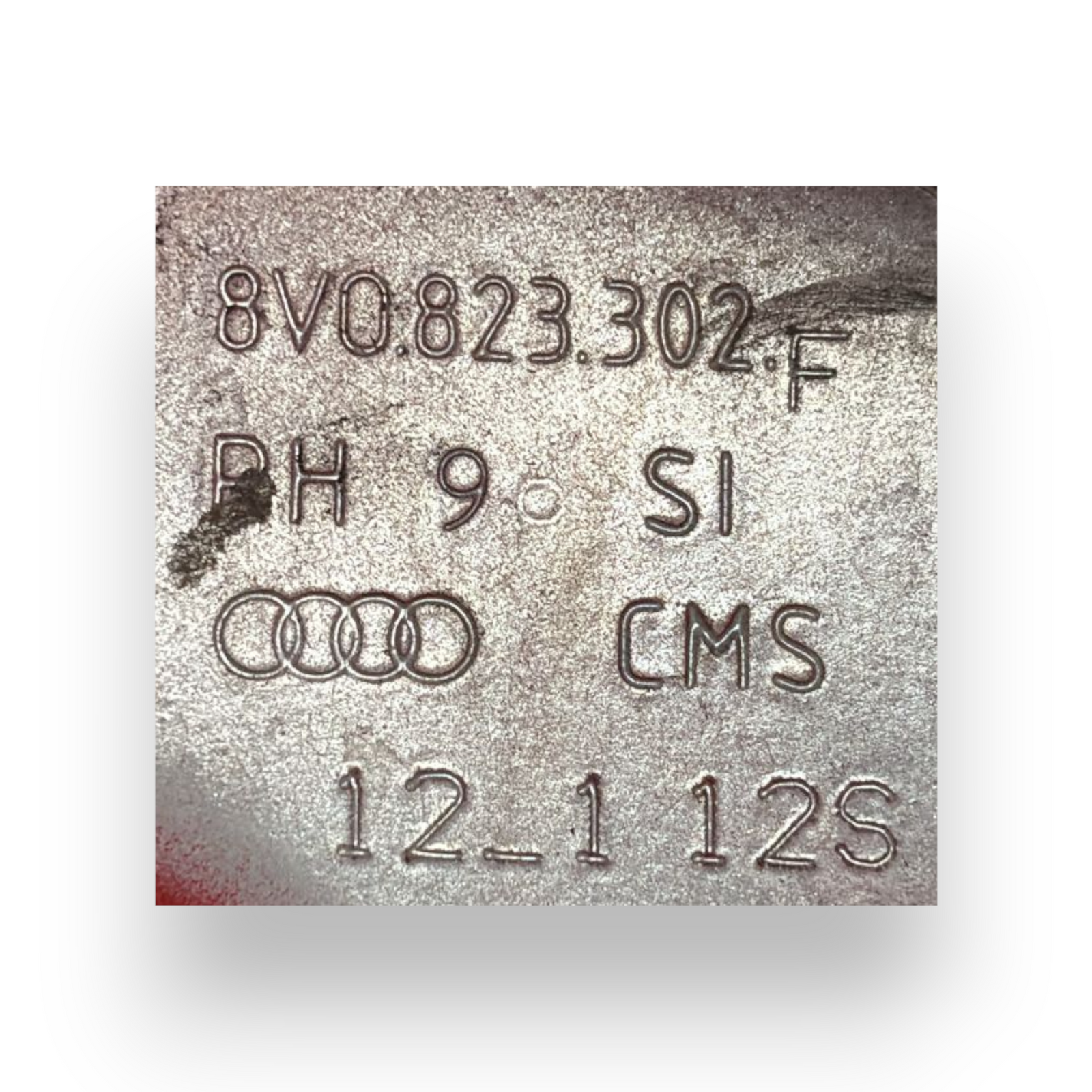 Cerniera cofano anteriore destro (dx) audi a3 8v cod:8v0823302f (2012-2020)