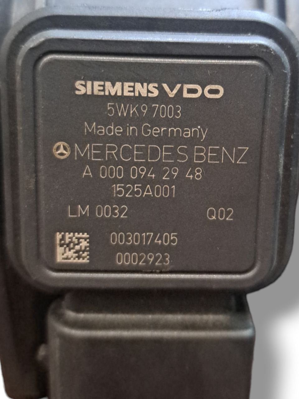 Debimetro / Flussometro Mercedes-Benz Classe A W169 / Mercedes 2.0 Diesel (2004-2008) COD:A0000942948 - F&P CRASH SRLS - Ricambi Usati