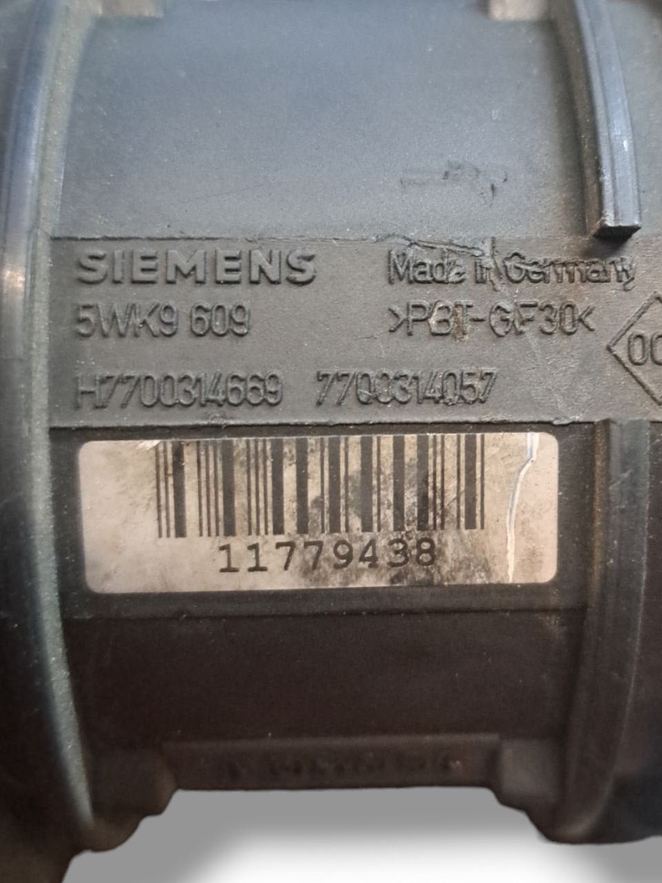Debimetro / Flussometro Renault Espace 2.2 Diesel (2005) COD:H7700314669 - F&P CRASH SRLS - Ricambi Usati