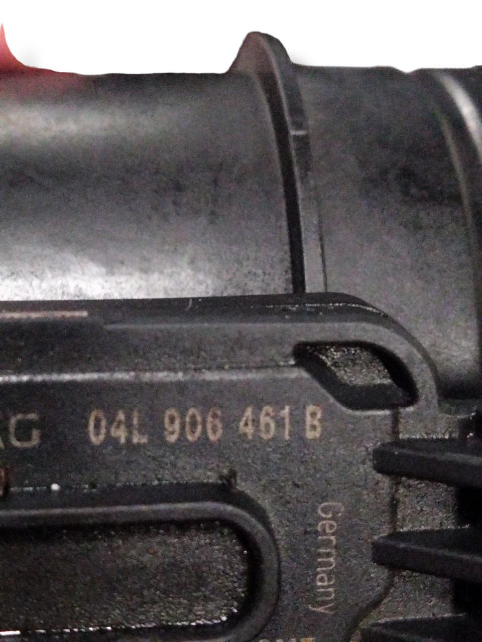 Debimetro / Flussometro Volkswagen Golf VII/Seat/Skoda/Audi 1.6 diesel cod.04L906461B (2012>) - F&P CRASH SRLS - Ricambi Usati