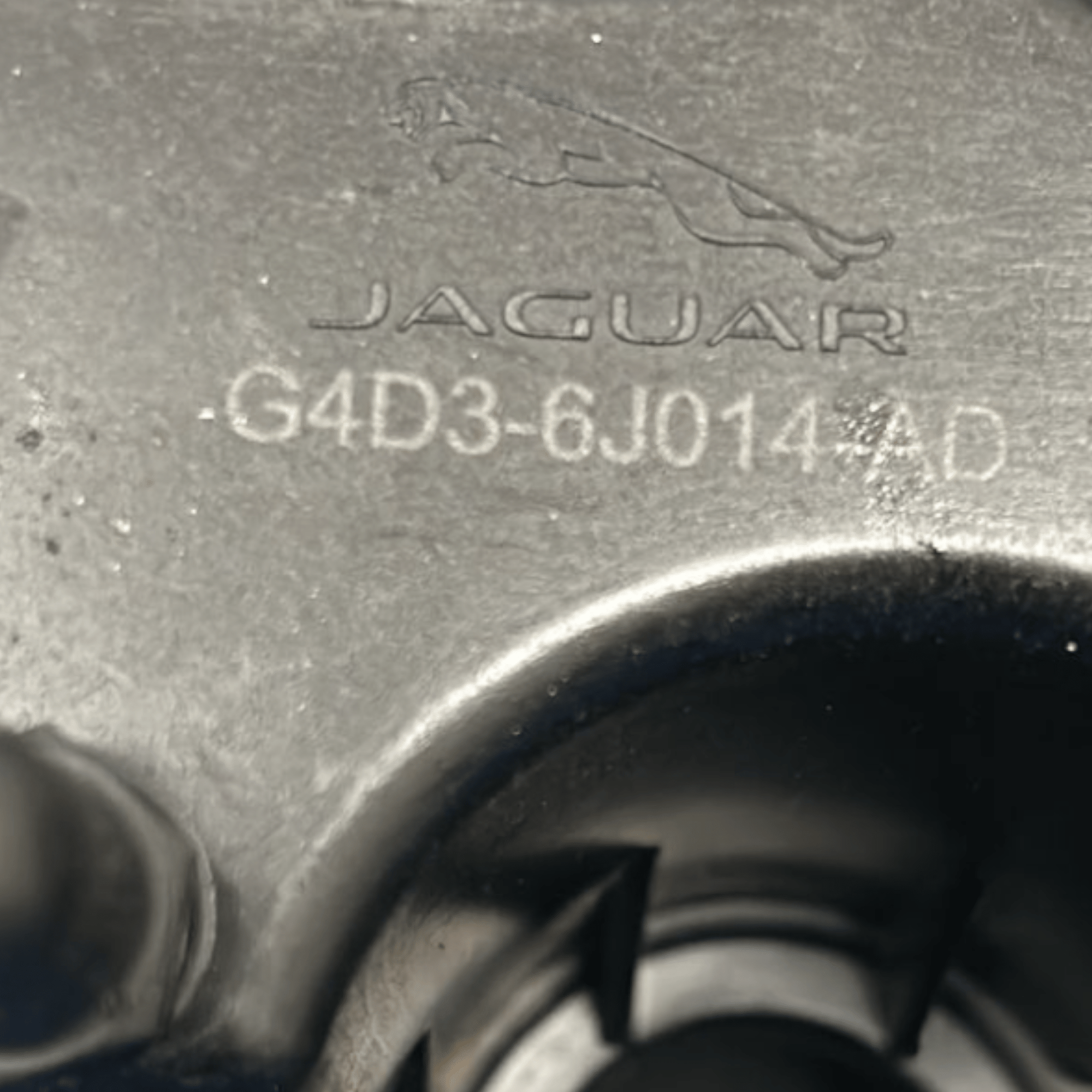 Decantatore Olio Motore Jaguar XF (X260) 2.0 Diesel cod:G4D3 - 6J014 - AD (2015 > 2024) Separatore - F&P CRASH SRLS - Ricambi Usati