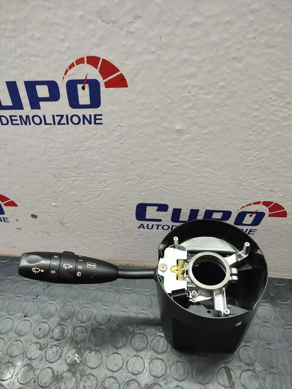 Devio luci MERCEDES-BENZ CLASSE B I W245 (2010) cod: A 169 545 0210 - F&P CRASH SRLS - Ricambi Usati