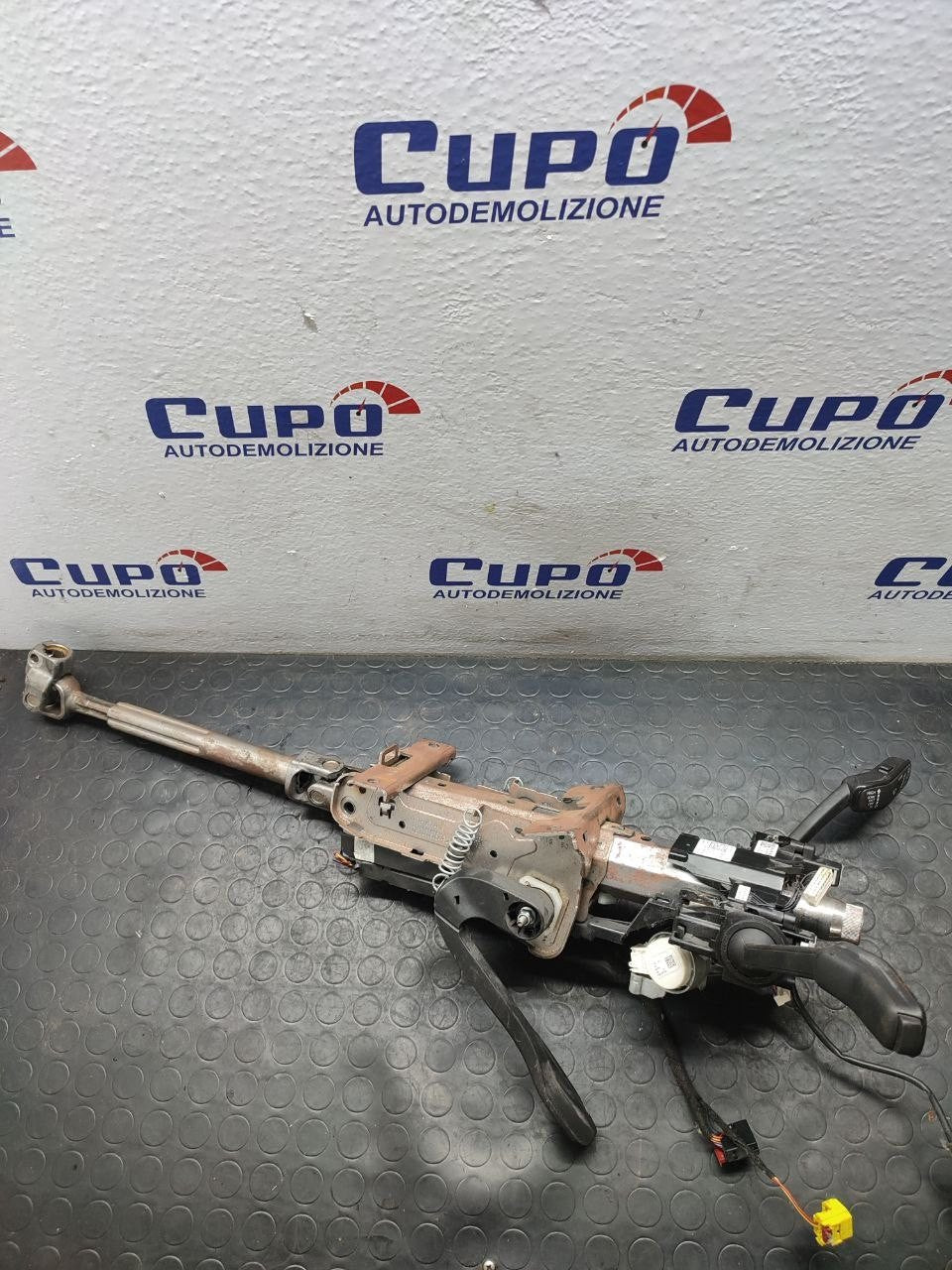 Devio Luci + Piantone Dello Sterzo Volkswagen Tiguan (2018) Cod:5Q0.953.521-R - F&P CRASH SRLS - Ricambi Usati