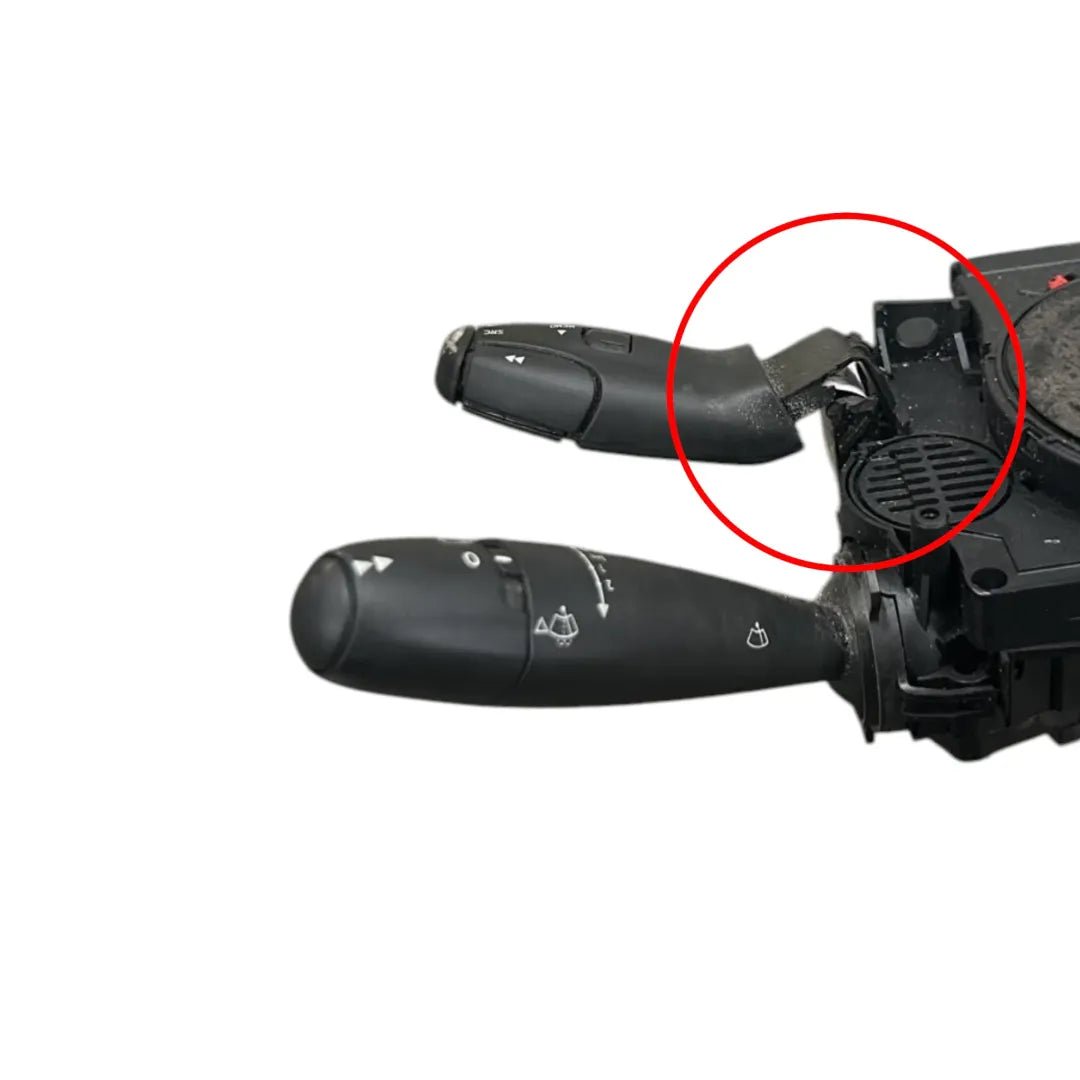 Dettaglio Devioluci Citroën C3 2ª Serie 2013–2017 OEM 96773880ZD - foto 3