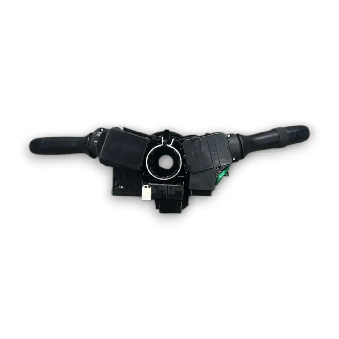 Dettaglio Devioluci Toyota Yaris 2014–2017 cod. 89245-0D020 - foto 2