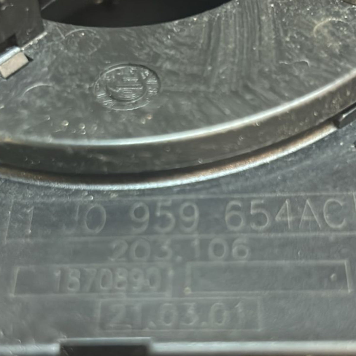 Devioluci Audi A6 (C5) cod.1J0959654AC (1997 > 2004) + Contatto Spiralato - F&P CRASH SRLS - Ricambi Usati