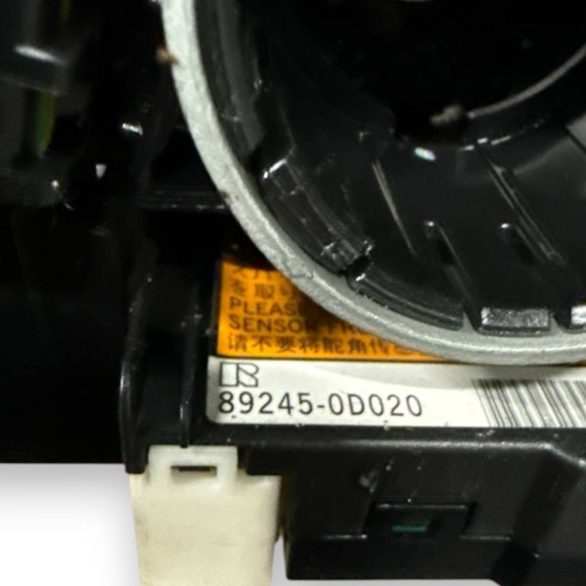 Devioluci + contatto spiralato toyota yaris iii Cod: 89245 - 0d020 (2011 - 2019) - F&P CRASH SRLS - Ricambi Usati