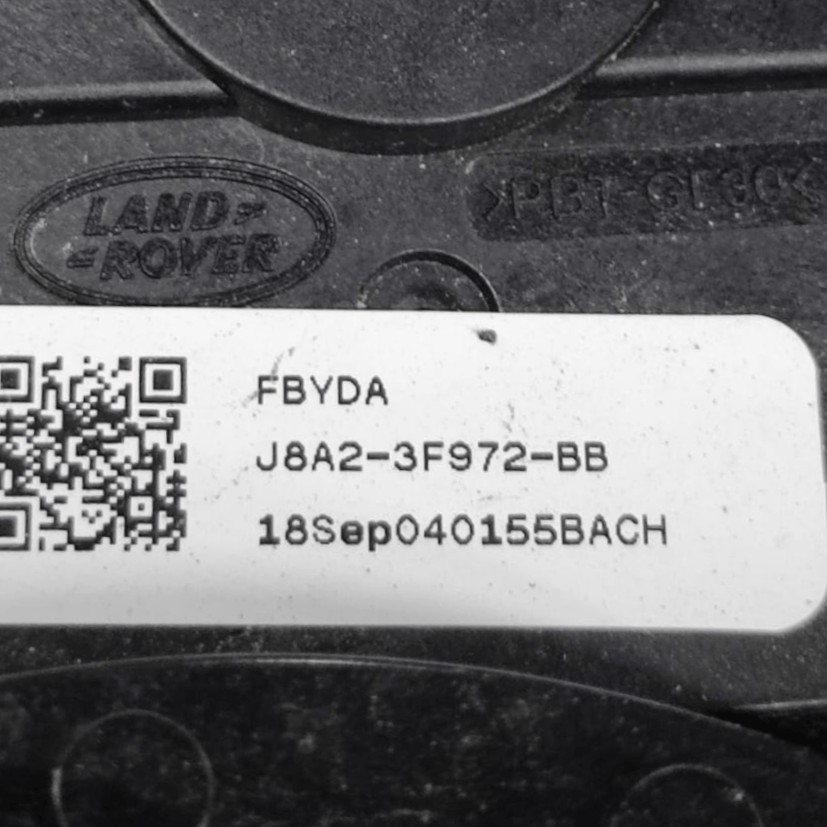 Devioluci Jaguar E - Pace COD: J8A23F972BB (2017 - ) - F&P CRASH SRLS - Ricambi Usati