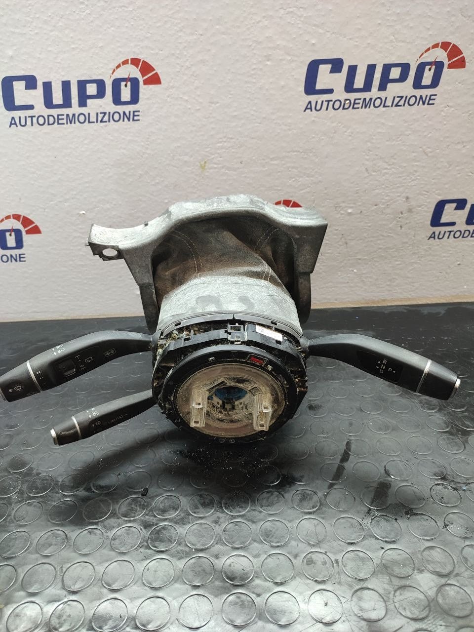 Devioluci Mercedes ML ( w166 ) cod A1669007600 - F&P CRASH SRLS - Ricambi Usati