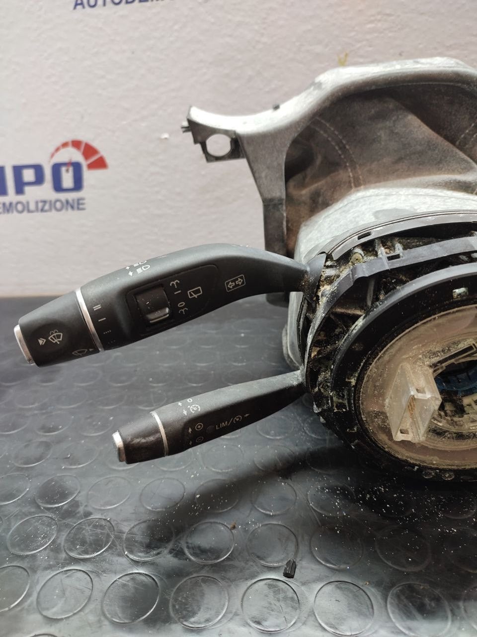 Devioluci Mercedes ML ( w166 ) cod A1669007600 - F&P CRASH SRLS - Ricambi Usati