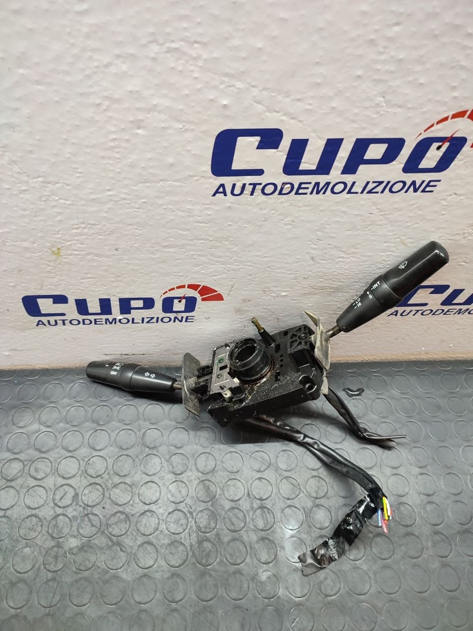 Steering column switches Ssangyong Korando I (1998) - F&P CRASH SRLS - Used Parts