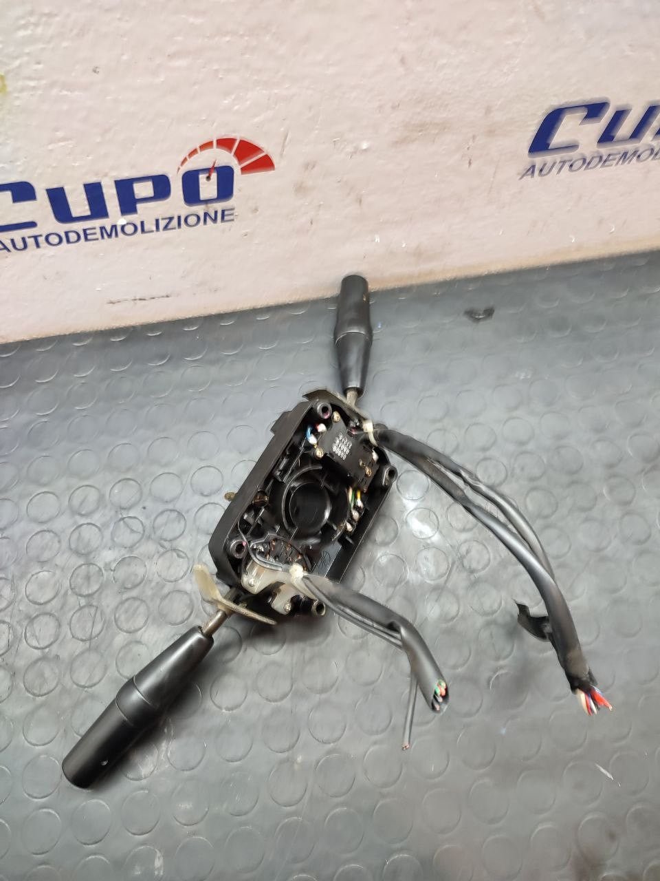 Steering column switches Ssangyong Korando I (1998) - F&P CRASH SRLS - Used Parts