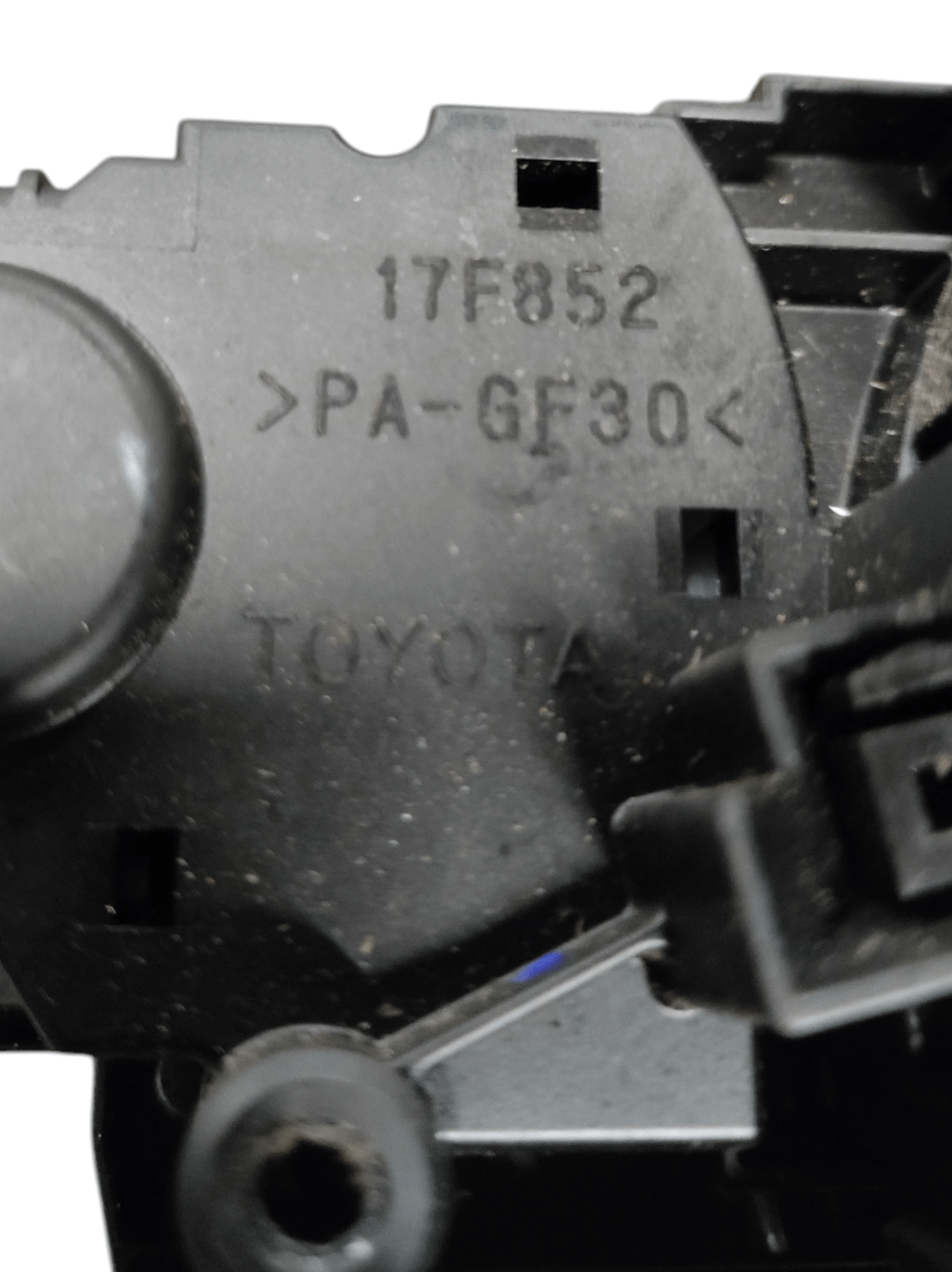 Devioluci Toyota Auris E180 COD:17F852 (2012 > 2018) + Contatto Spiralato - F&P CRASH SRLS - Ricambi Usati