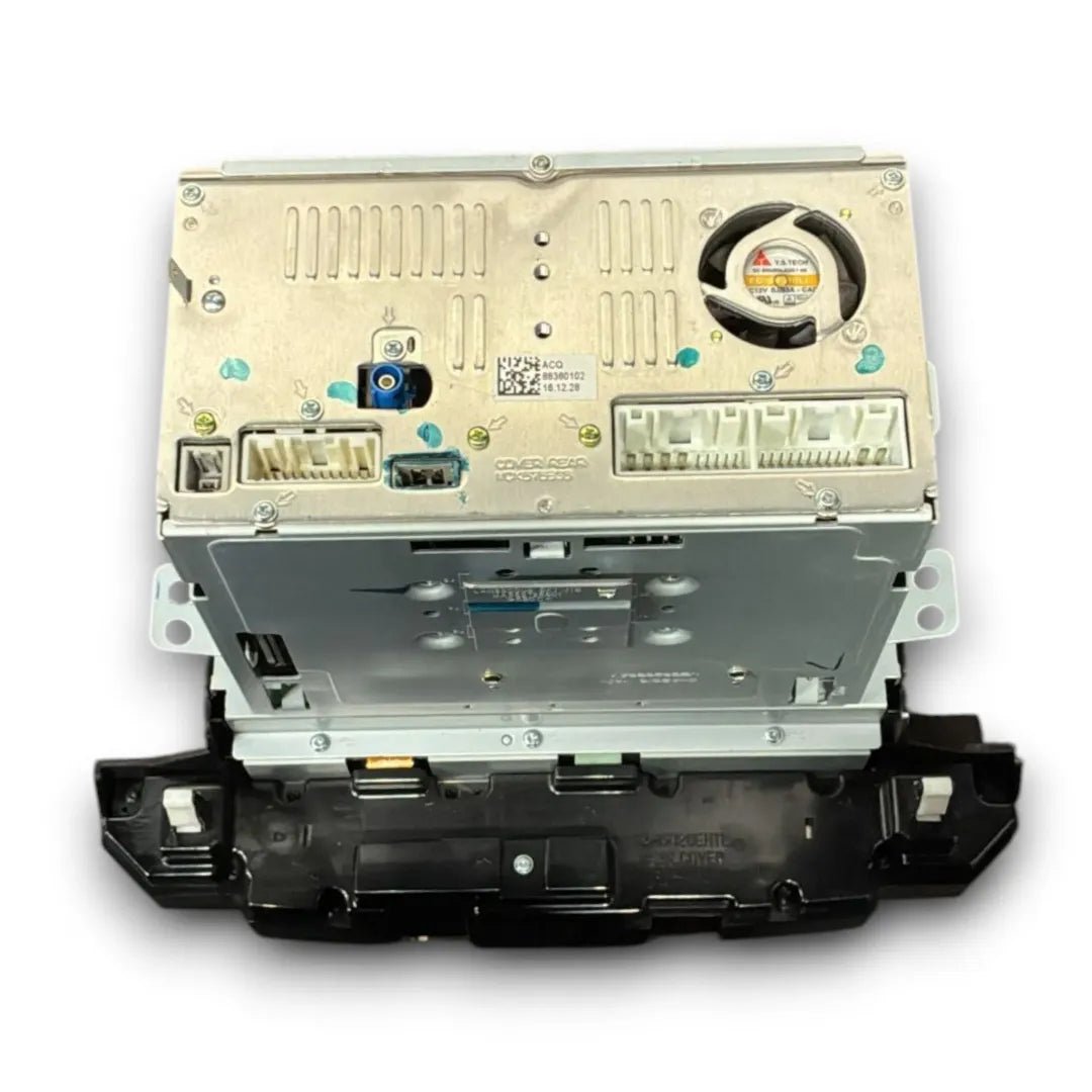 Dettaglio Display navigatore satellitare Hyundai Tucson 2015–2018 OEM 96560D70014X - foto 2