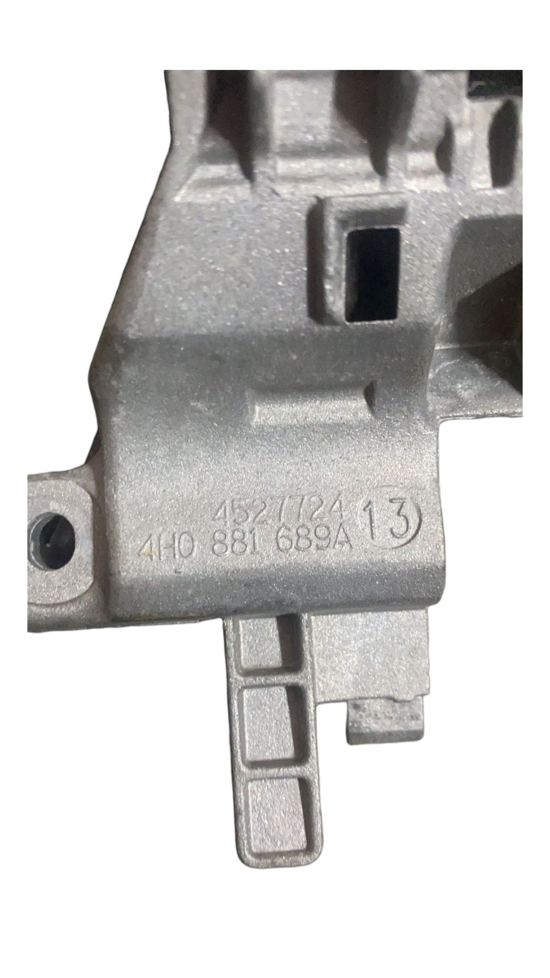 Display schermo sedile posteriore Audi A8 (4h - d4 - 2015) cod:4h0881689a - F&P CRASH SRLS - Ricambi Usati