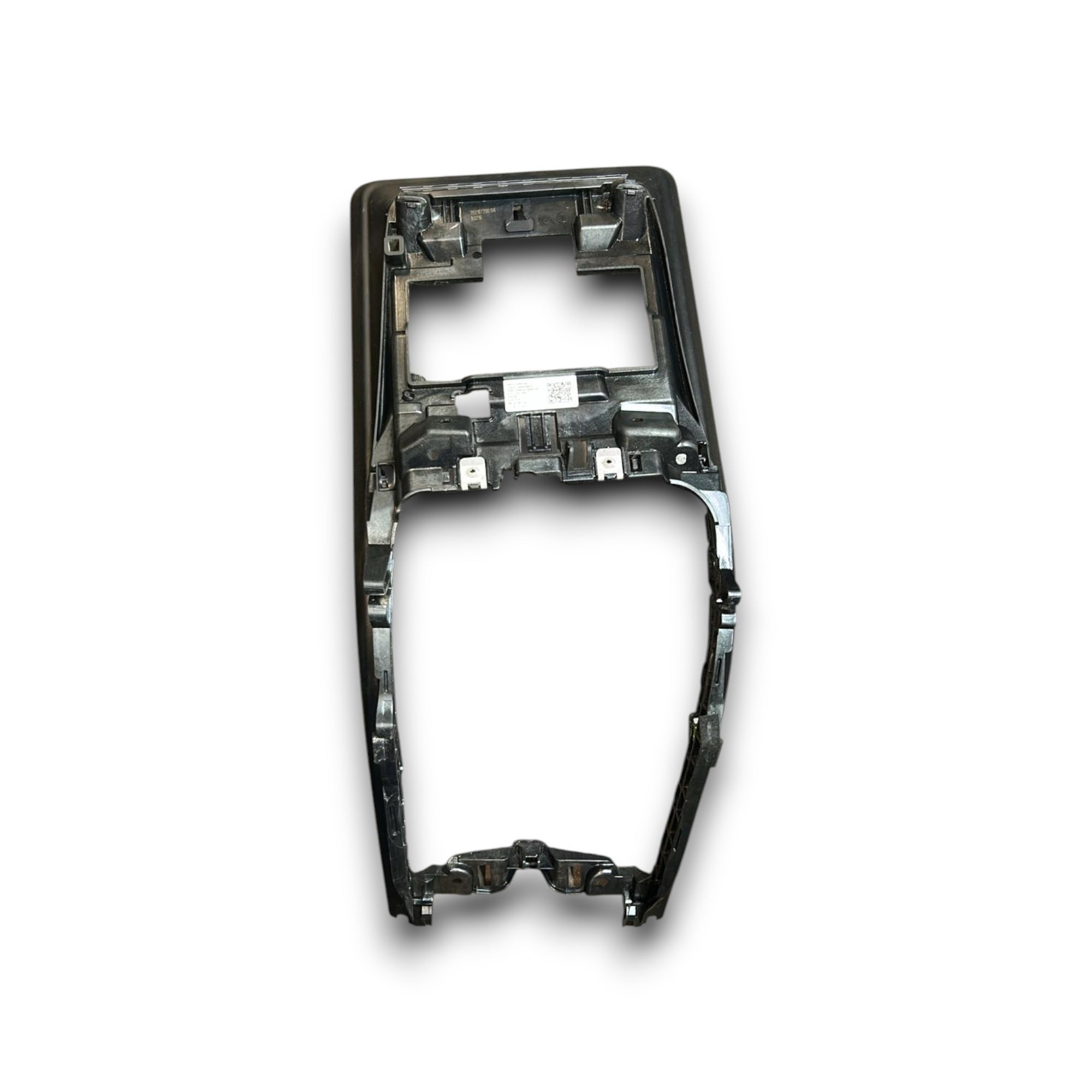 Obloga osrednje konzole Mercedes Benz razred C (W206) koda.a2066809801 (2021 > ) 