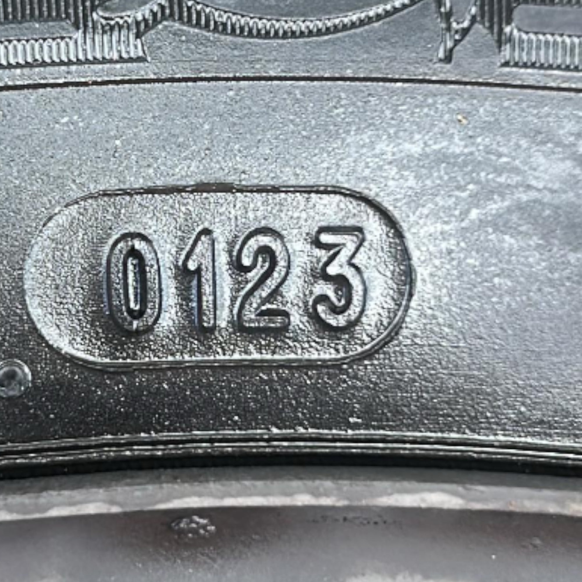 Cerchio in ferro Ford C - Max (5 fori / 205 / 55 r16) (2010 > 2015)