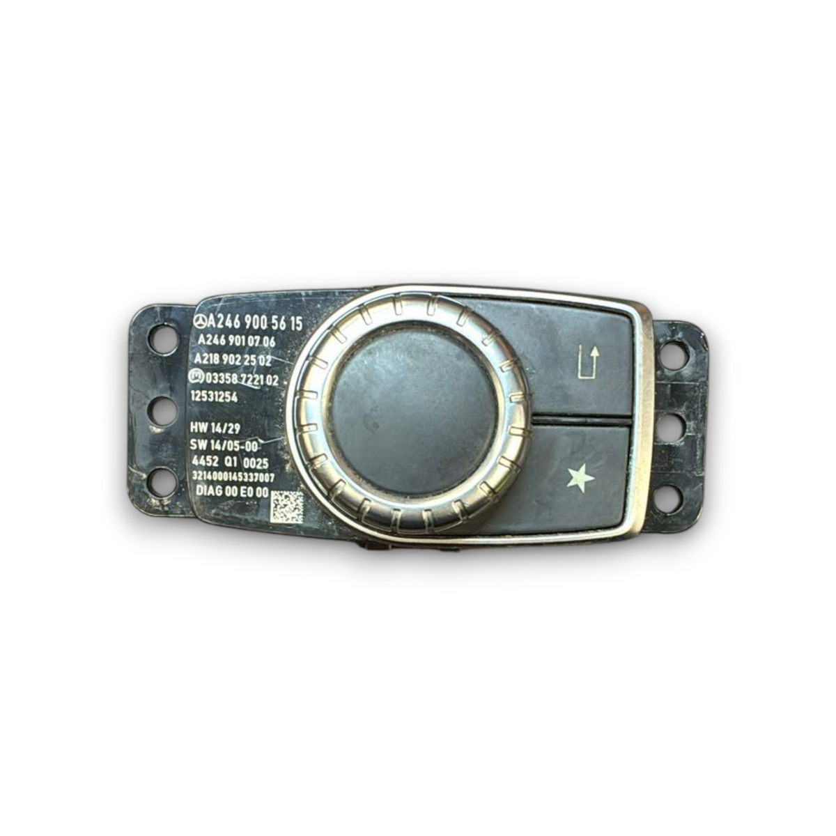 Bouton / joystick / commandes de navigation mercedes-benz gla x156 code : A2469005615 (2018 ->) 