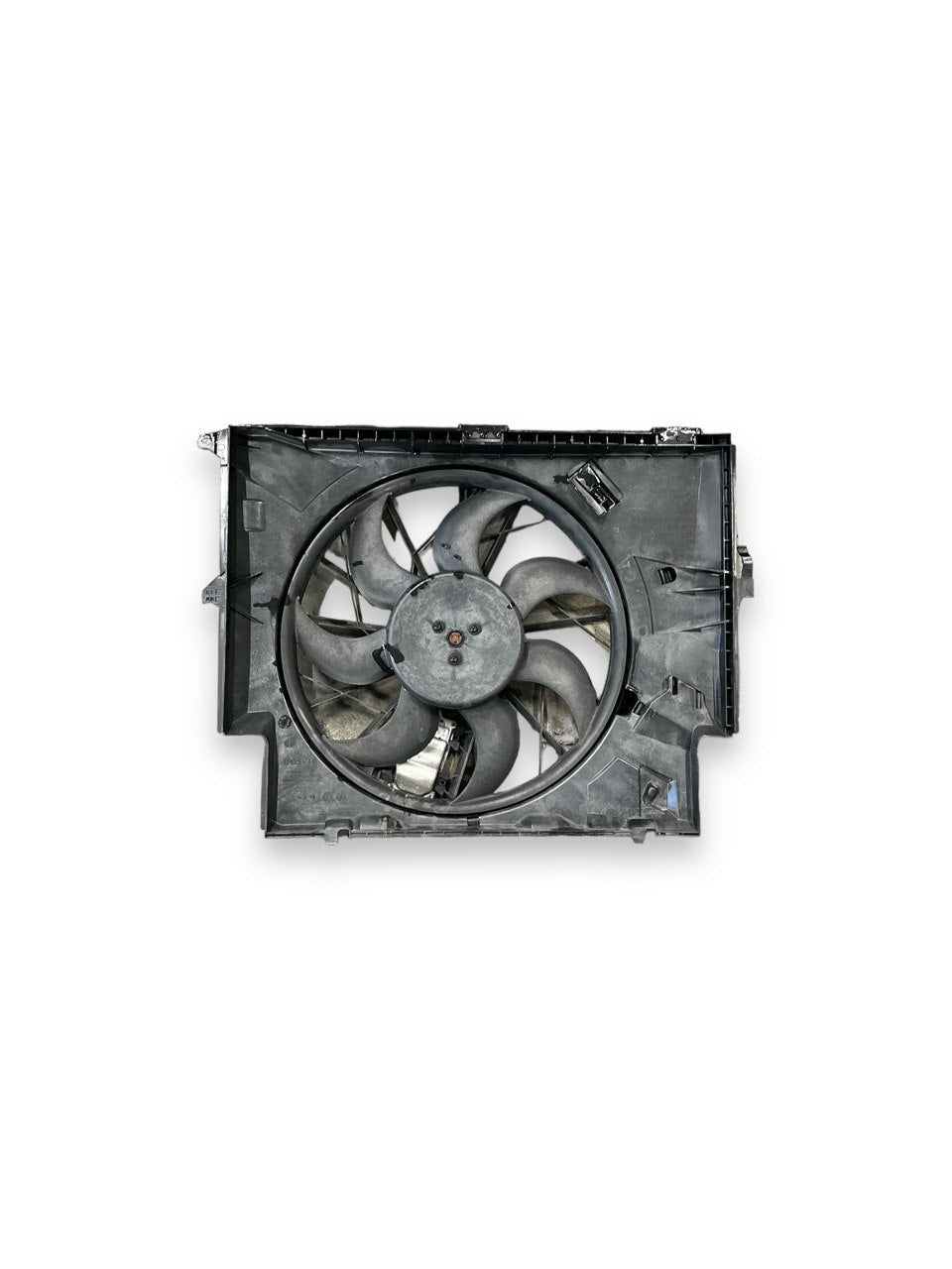 Elettro ventola Radiatore Bmw Serie 1 E81 / E87 2.0 diesel (2004 - 2012) cod.780199301 - F&P CRASH SRLS - Ricambi Usati