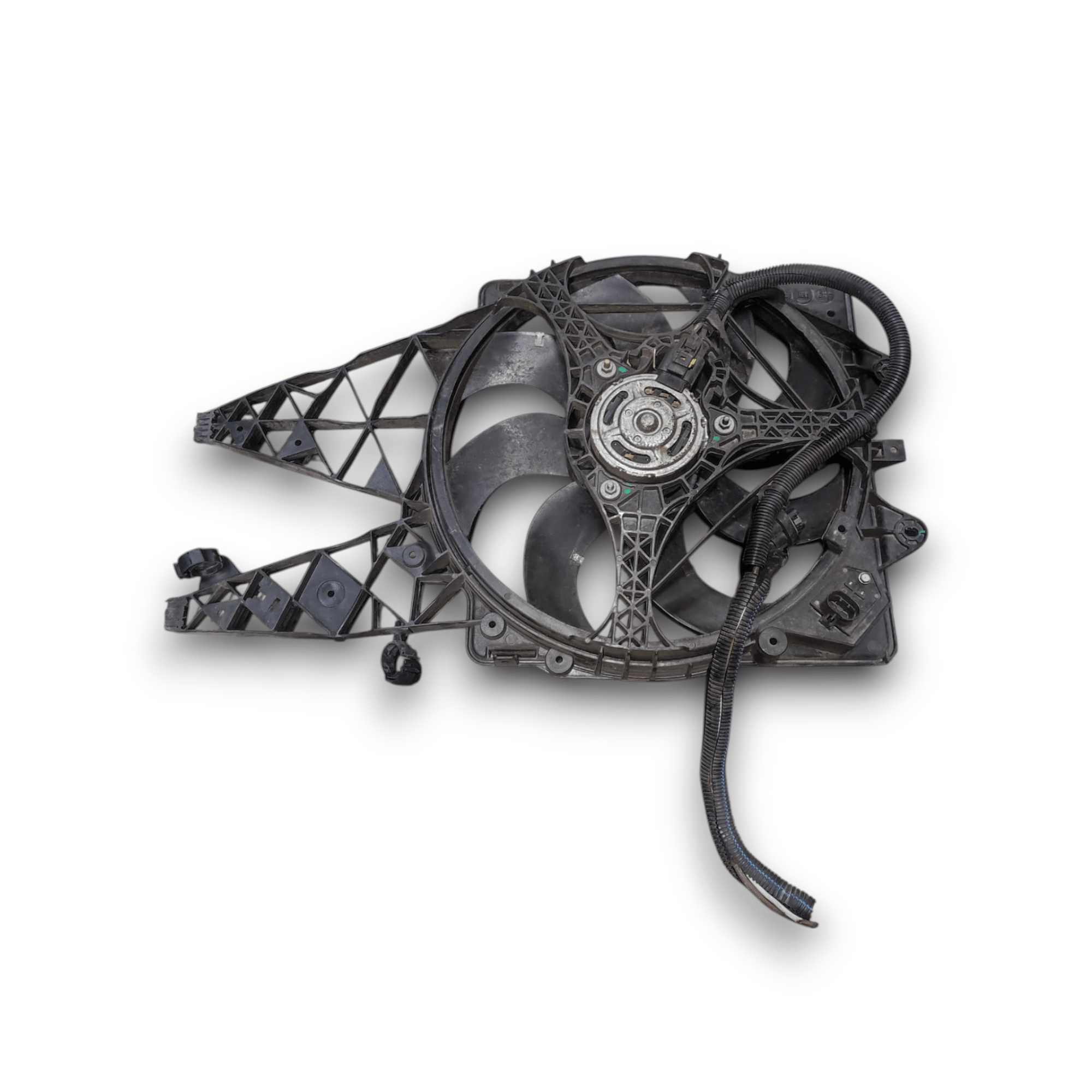 Elettroventola Fiat Punto Evo 1.3 Diesel COD: 871300600 (2009 - 2012) - F&P CRASH SRLS - Ricambi Usati