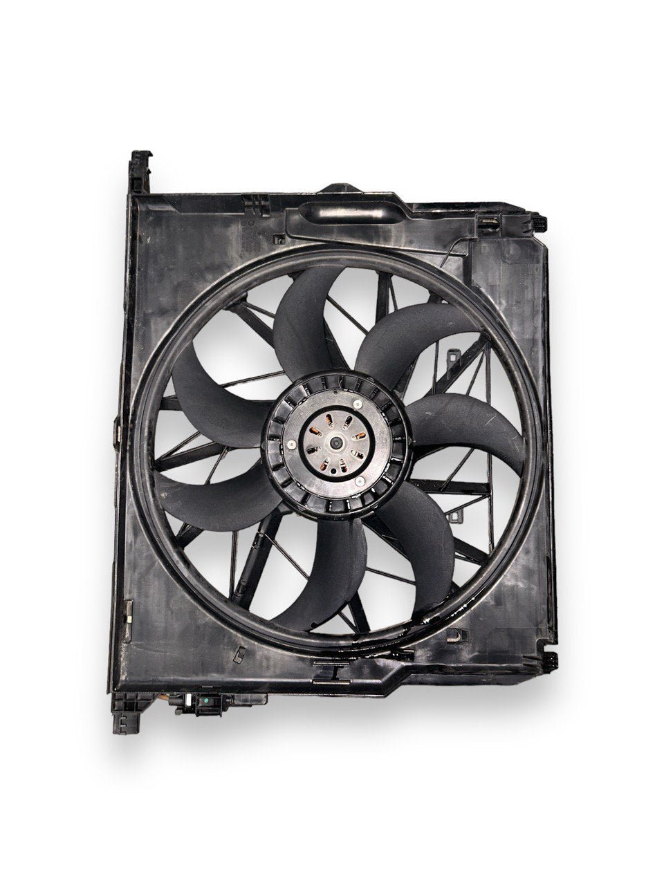 Elettroventola Radiatore BMW Serie 5 (F10) 2.0 Diesel (2010 > 2017) cod.7633273 - F&P CRASH SRLS - Ricambi Usati