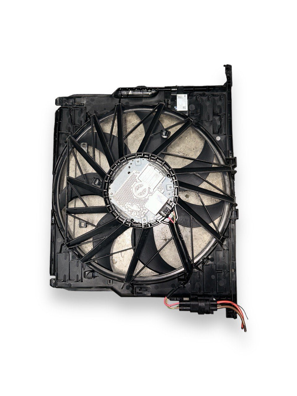 Elettroventola Radiatore BMW Serie 5 (F10) 2.0 Diesel (2010 > 2017) cod.7633273 - F&P CRASH SRLS - Ricambi Usati