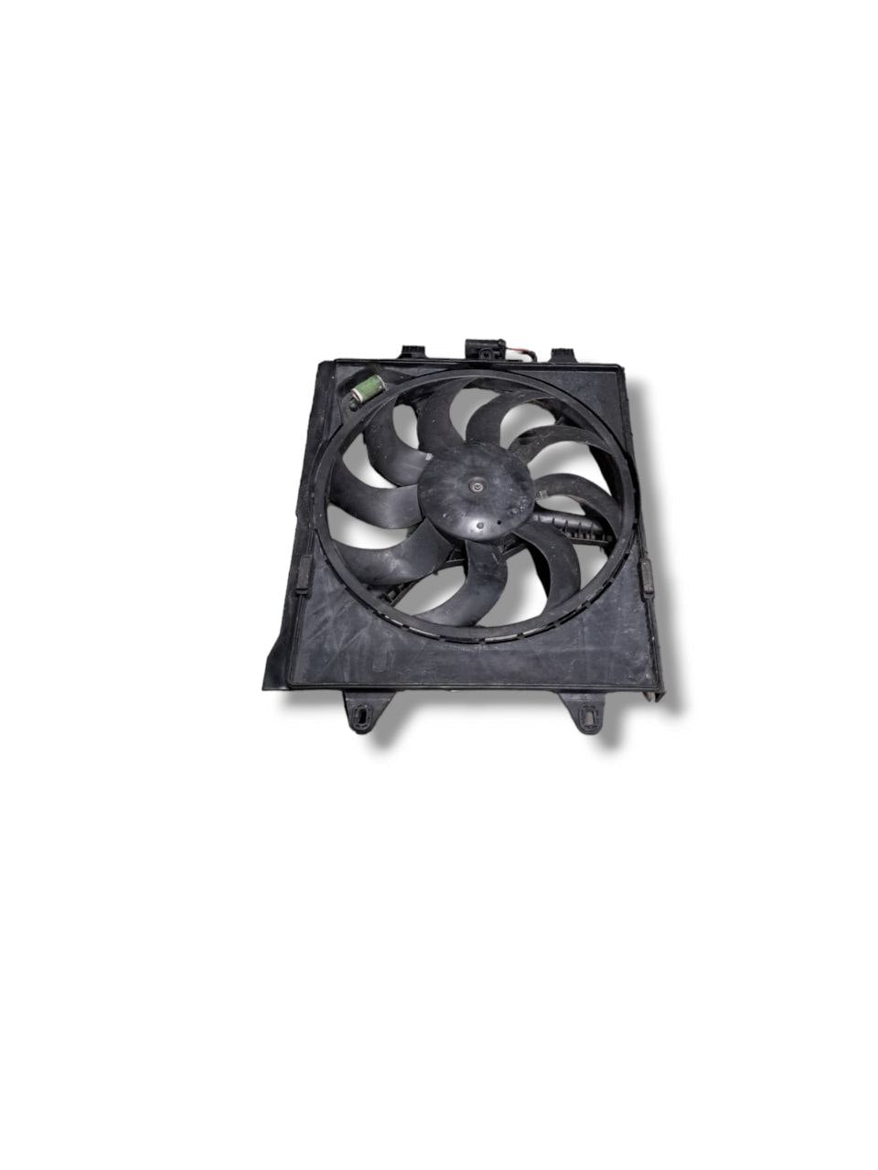 Elettroventola Ventola Radiatore Fiat Panda 1.3 diesel COD:519450620 (2012>) - F&P CRASH SRLS - Ricambi Usati