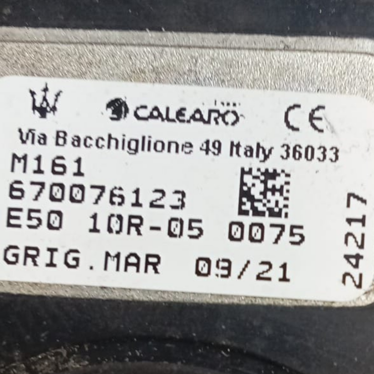 Dachantenne / Maserati Levante Flosse Cod. 670076123 (2016 >) 