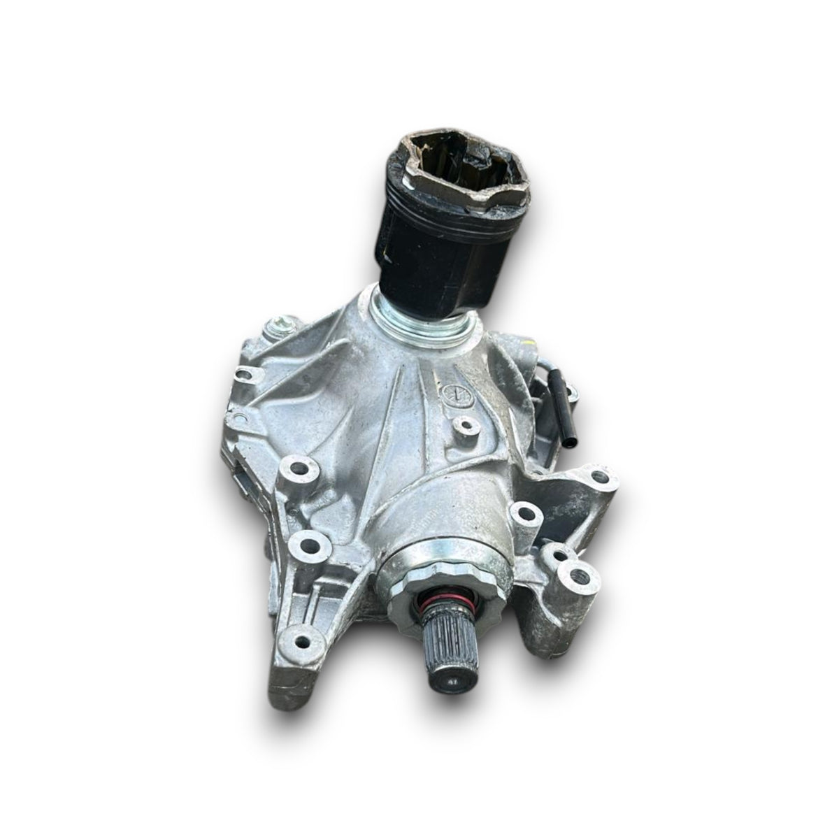 Sprednja diferencial Range Rover Sport m8e2-3017-ab (L461) 3.0 hibrid (2022 > ) 