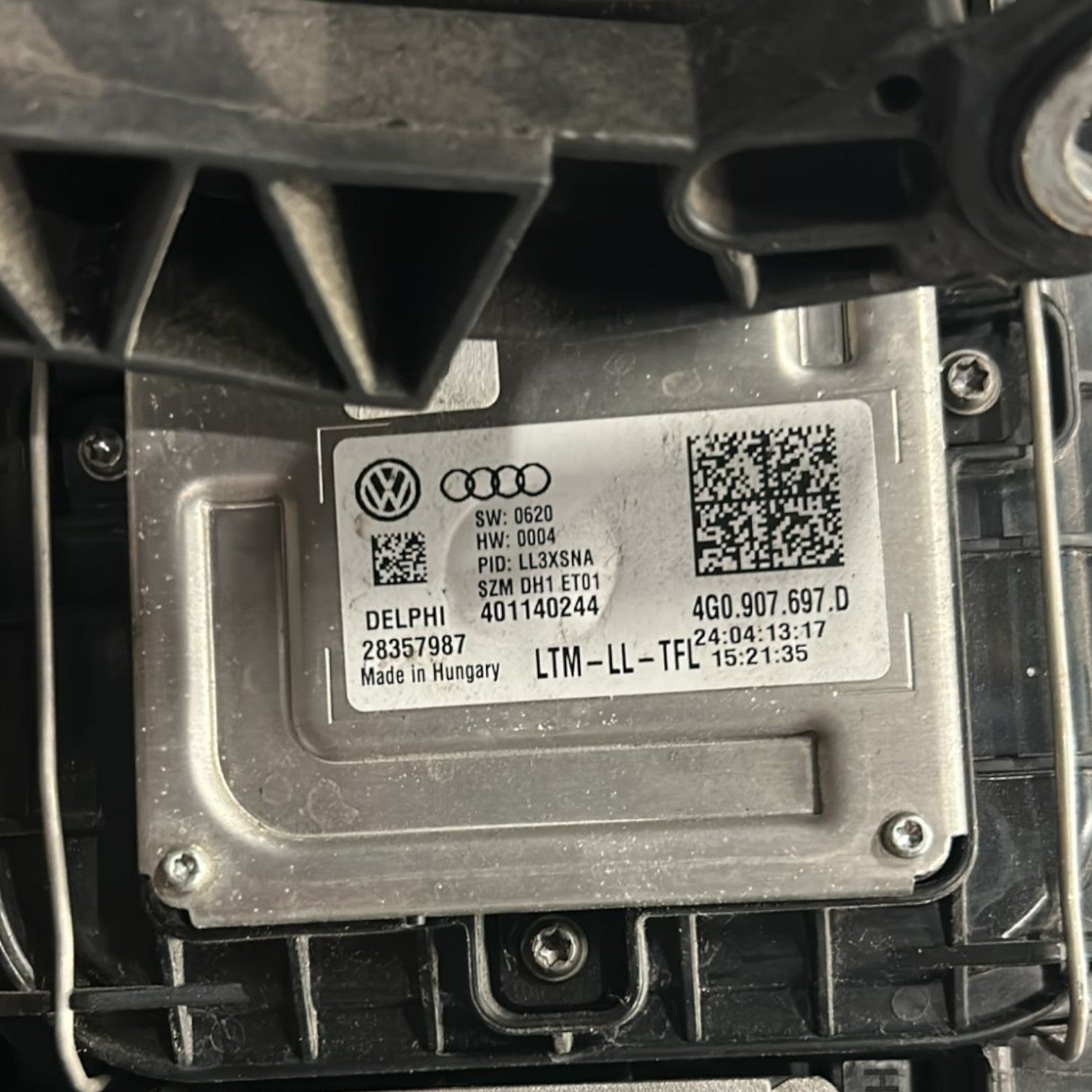 Faro / fanale anteriore destro audi q5 cod:8R0941006C (2012 > 2017)