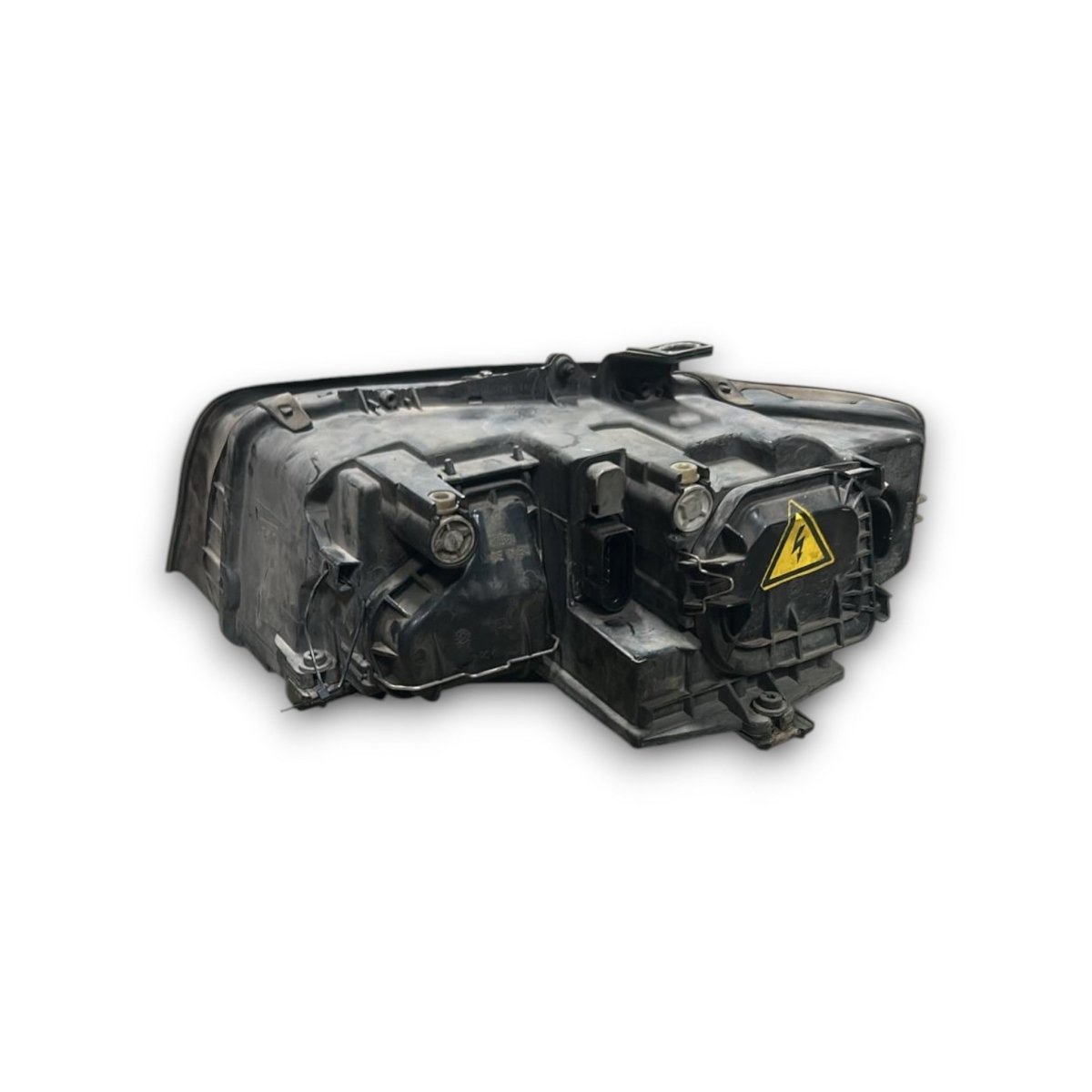 Fanale / faro alogeno anteriore destro Audi A4 (B6) (2000 > 2006) - F&P CRASH SRLS - Ricambi Usati