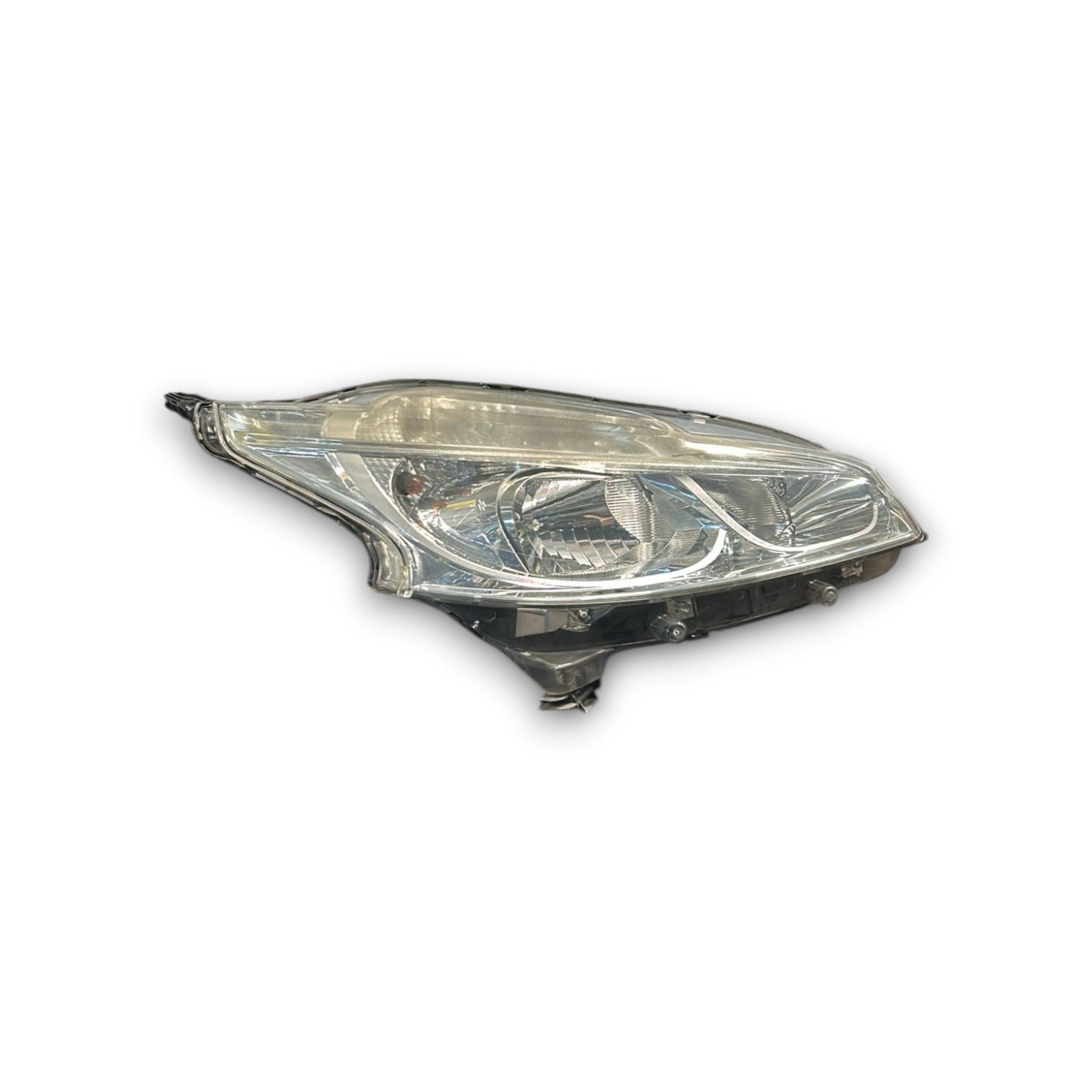 Headlight / Halogen Front Right Headlight Peugeot 208 I cod.9802221280 (2012 > 2019) - F&P CRASH SRLS - Used Parts