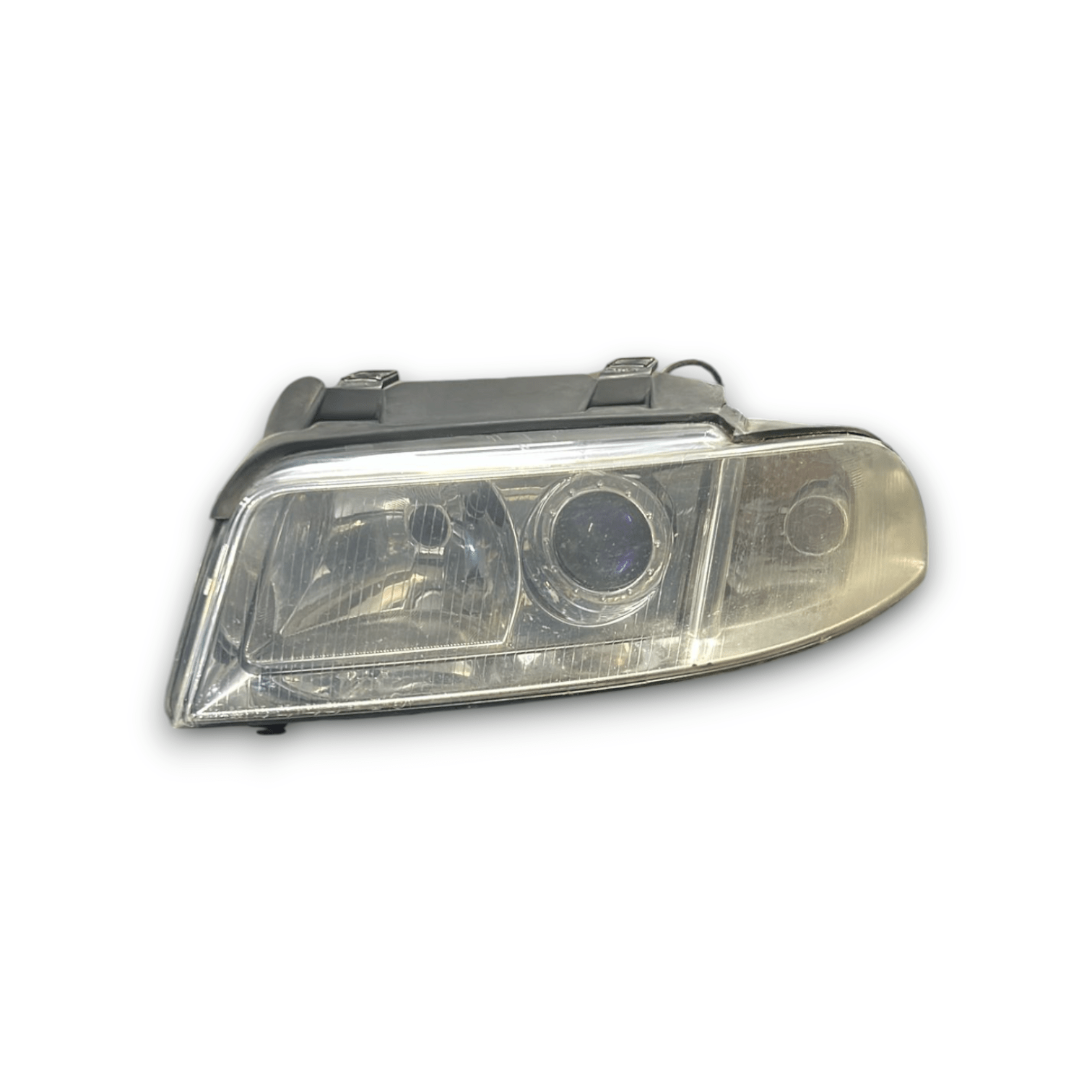 Fanale / Faro Alogeno Anteriore Sinistro Audi A4 B5 cod:89300379 (1994 > 2001) - F&P CRASH SRLS - Ricambi Usati