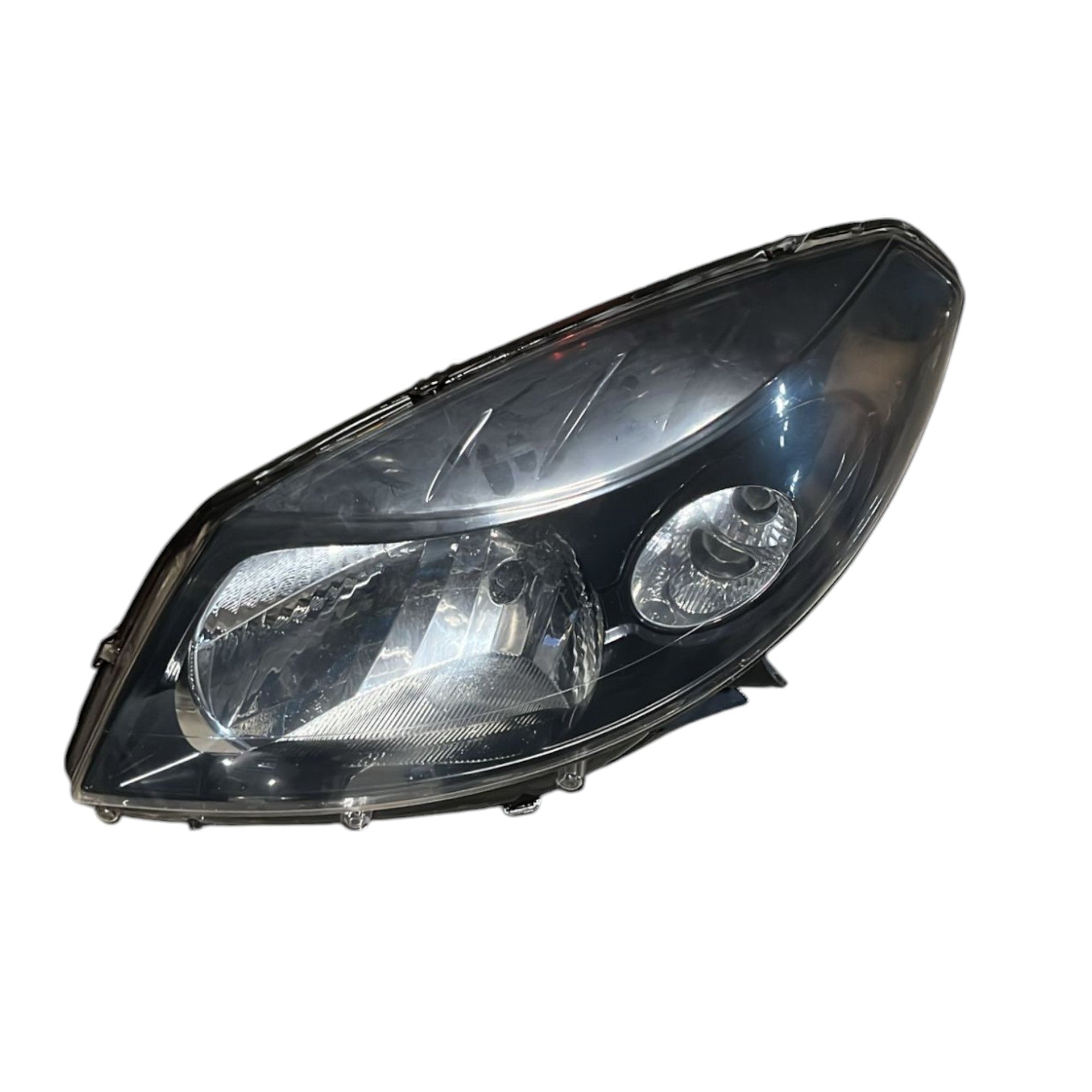 Fanale / Faro Alogeno Sinistro Dacia Sandero I cod:260602914R (2008 >2012) - F&P CRASH SRLS - Ricambi Usati