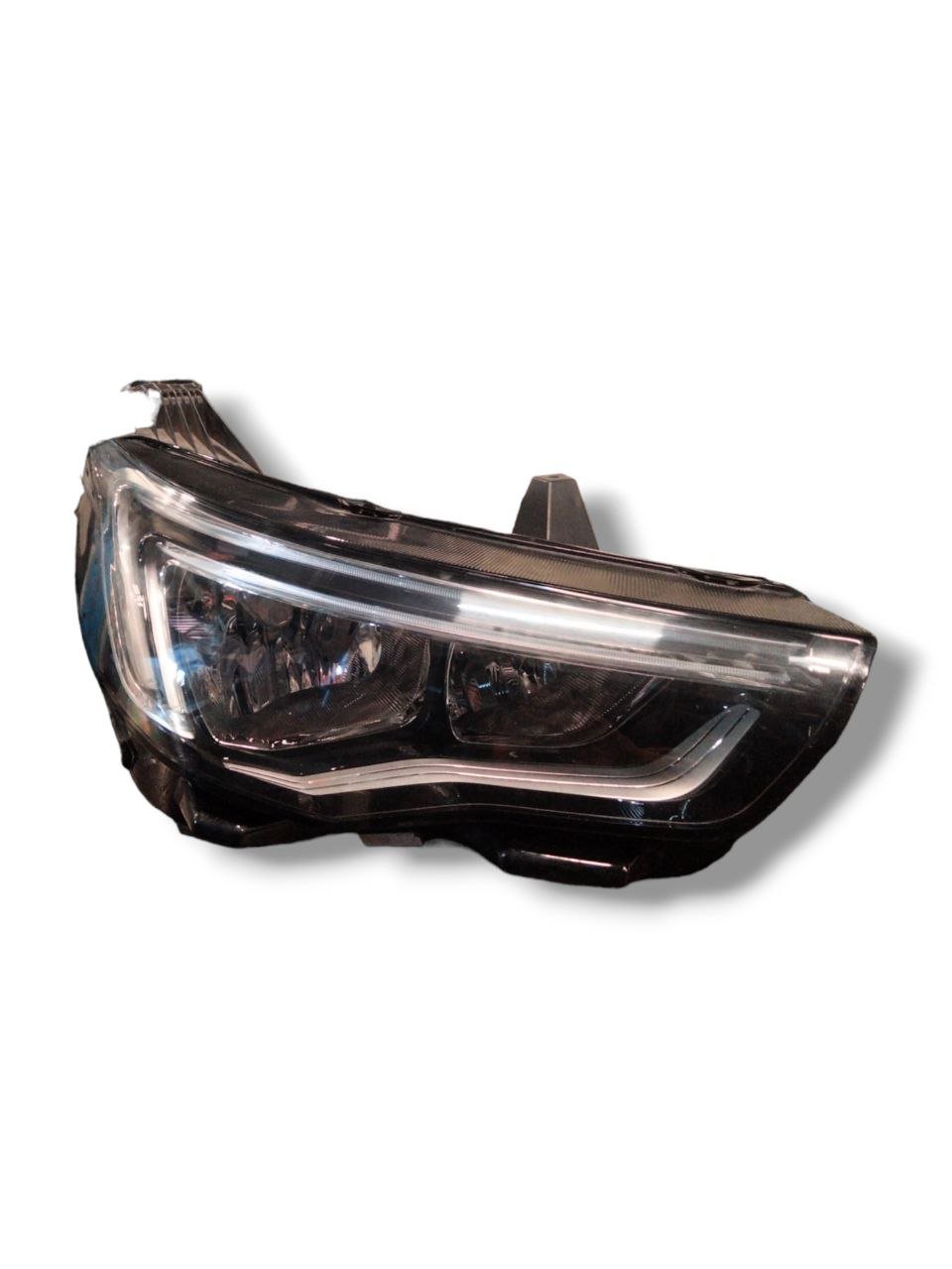 Fanale / Faro Anteriore Destro Opel GrandLand X (2017 > ) cod . YP00015580 - F&P CRASH SRLS - Ricambi Usati