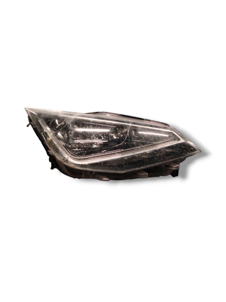 Fanale / Faro Led Anteriore Destro (DX) Seat Arona (2017 > ) cod . 6F1941008C - F&P CRASH SRLS - Ricambi Usati