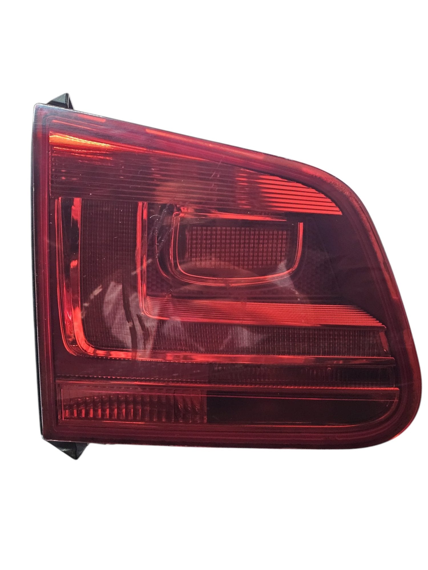 Fanale Faro Posteriore Interno Sinistro Volkswagen Tiguan 5N Cod:5N0945309 - F&P CRASH SRLS - Ricambi Usati
