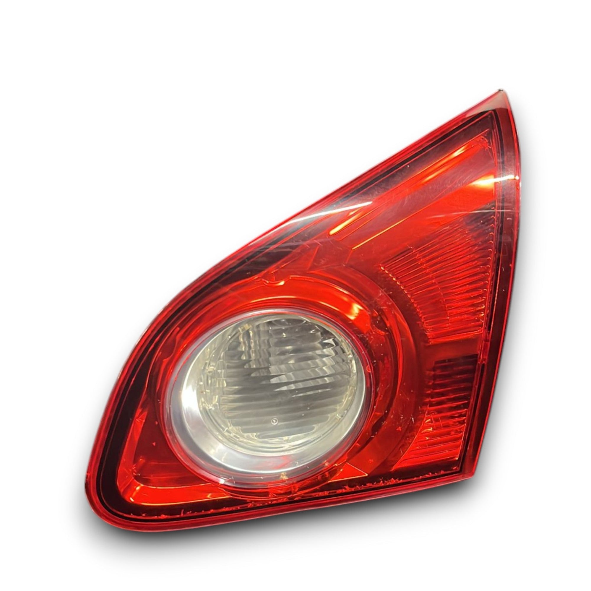 Fanale Interno Posteriore Destro Alogeno Nissan Qashqai J10 cod:89071064 (2006 >2014) - F&P CRASH SRLS - Ricambi Usati