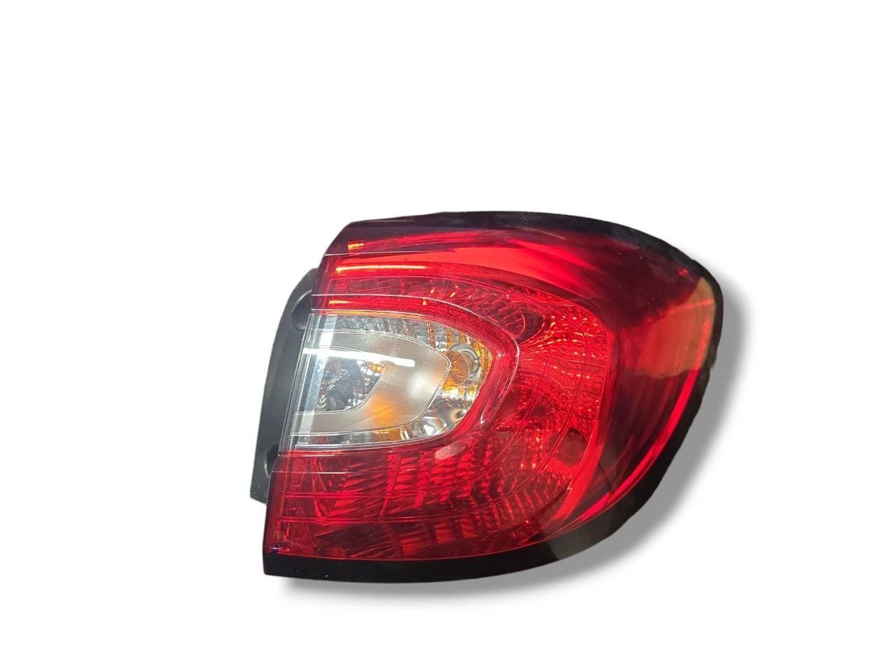 FANALE POSTERIORE DESTRO ALOGENO RENAULT CAPTUR (2013 - 2019) Cod : 265509762R - F&P CRASH SRLS - Ricambi Usati