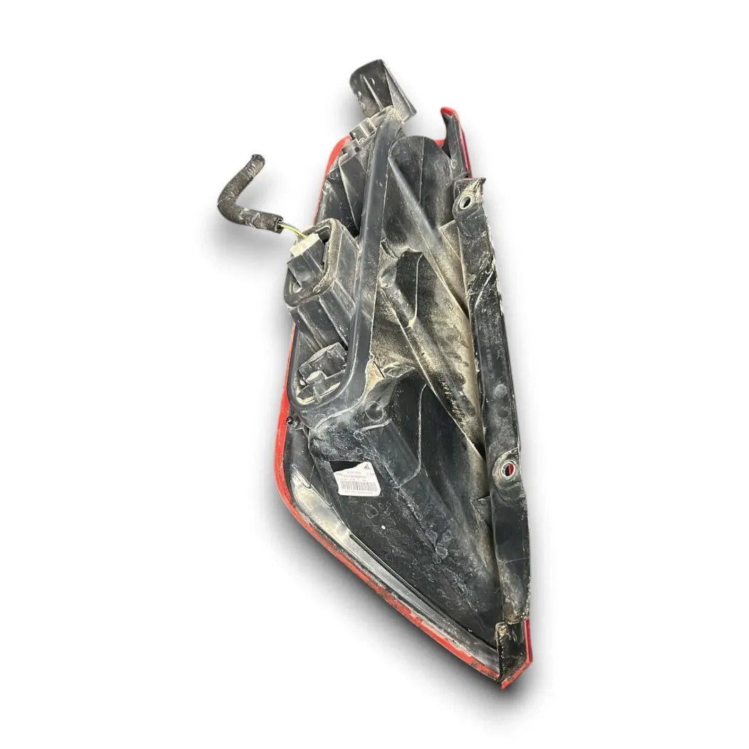 Dettaglio Fanale posteriore destro Fiat Grande Punto 2009–2014 OEM 51701590 - foto 2