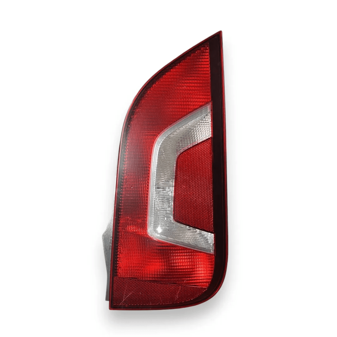 Fanale posteriore destro Volkswagen UP 1S OEM 1S0945096G - F&amp;P CRASH SRL - Ricambi Usati